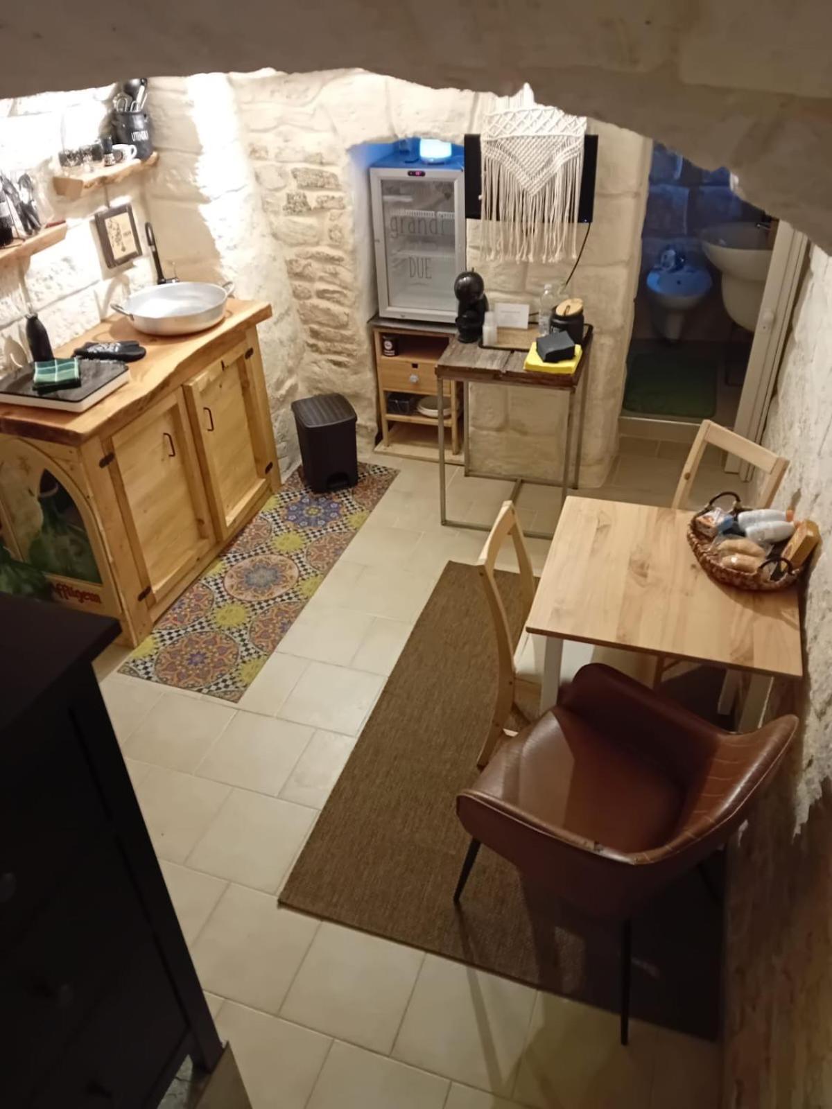 B & B La Grotta Μπισέλιε Εξωτερικό φωτογραφία